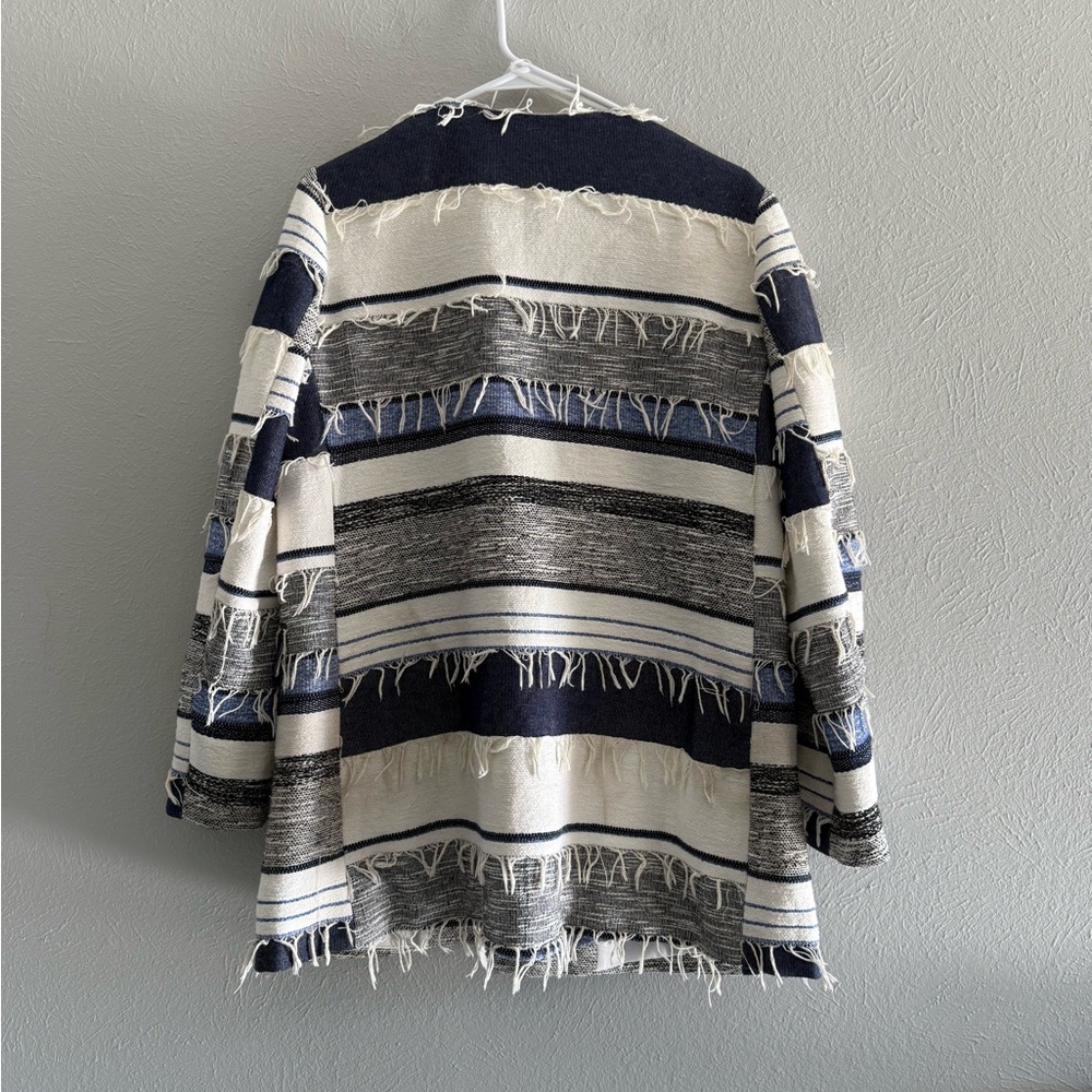 Zara Basic Monochrome Textured Jacket. Size Large… - image 2